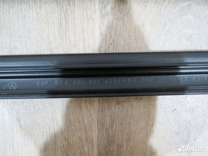 Молдинг двери внутренний Volkswagen Polo