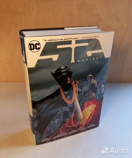 The Fifty-Two (52) Omnibus DC English Original