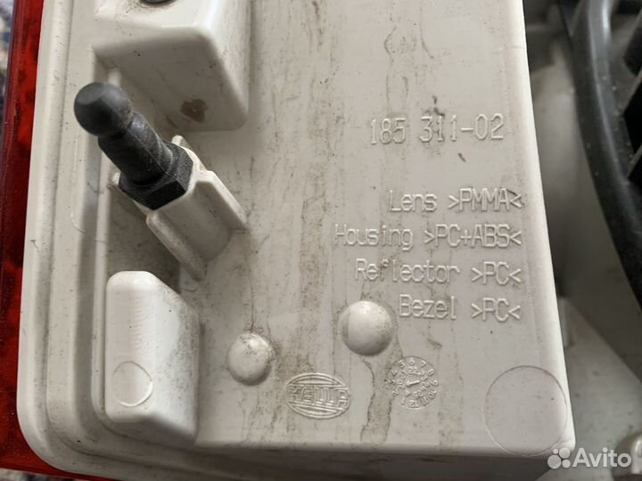 Задний левый фонарь на skoda octavia a7