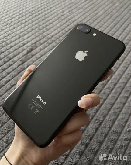 iPhone 8 Plus, 64 ГБ