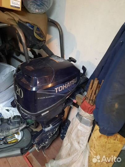 Лодка с мотором