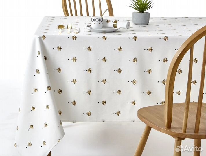 Скатерть белая с пропиткой от пятен Испания