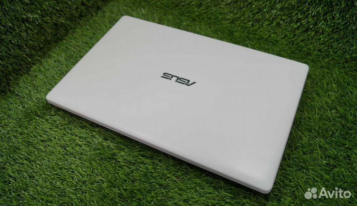 Ноутбук для офиса и домашнего использования