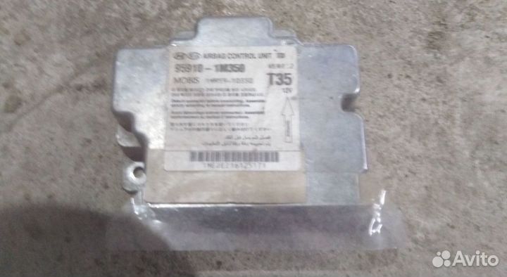 Kia Cerato 2 td 11г Блок срс подушек Серато Церато