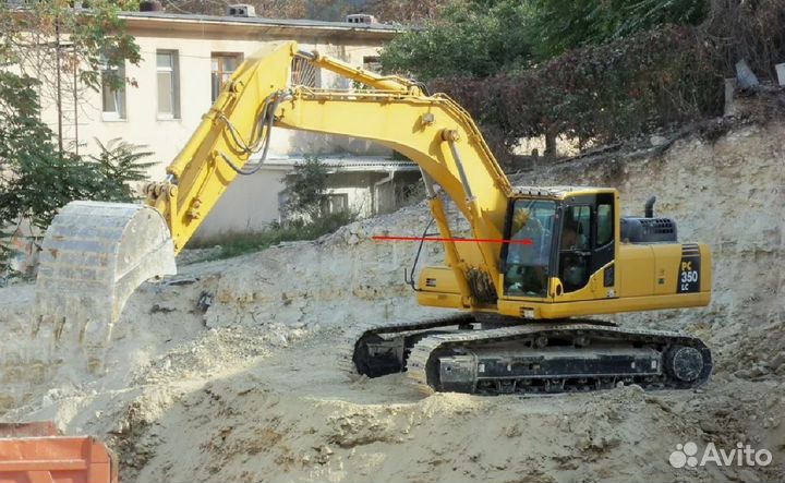 Стекло лобовое верхнее на экскаватор Komatsu PC350