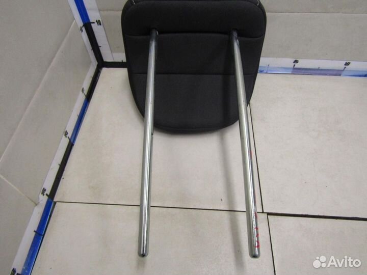 Подголовник Focus III 2011