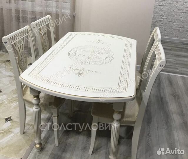 Столы и стулья