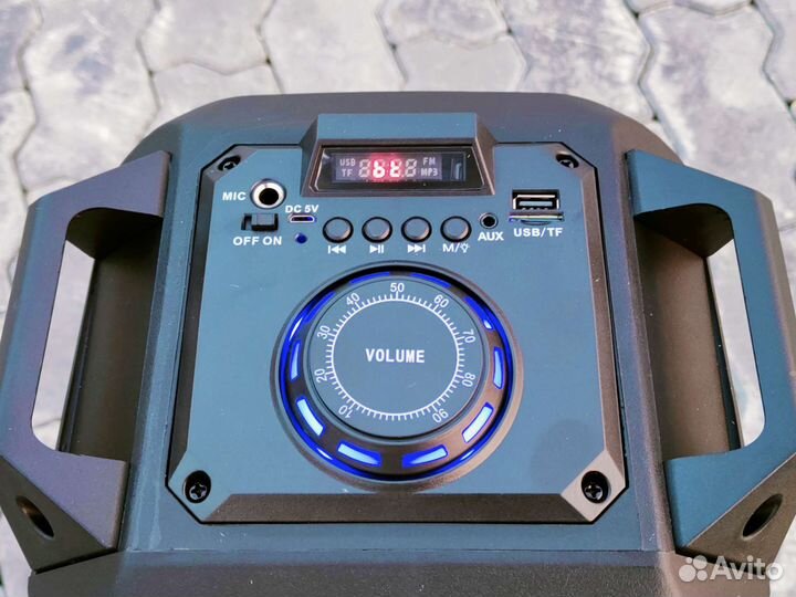 Большая колонка с блютузом