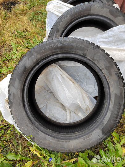 Pirelli P Zero 235/55 R19