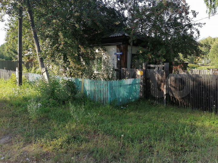 Дом 25 м² на участке 1 сот.