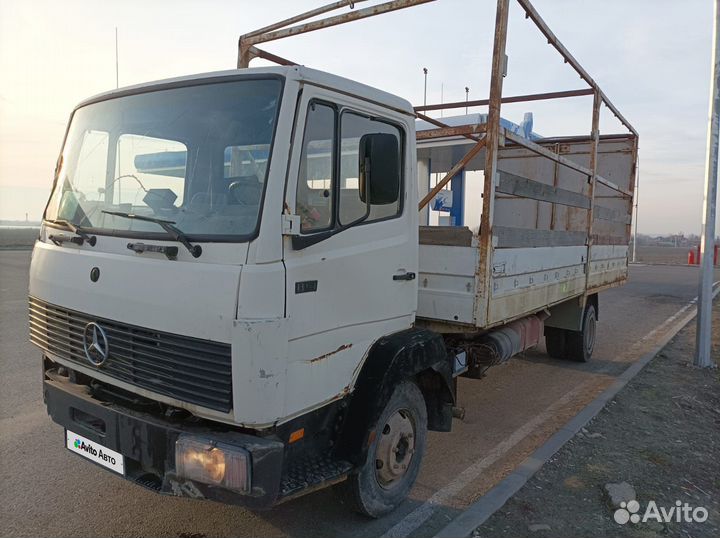 Mercedes-Benz 814, 1985