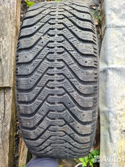 Goodyear UltraGrip 500 225/60 R17 M