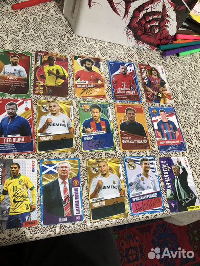 Футбольные карточки с подписью