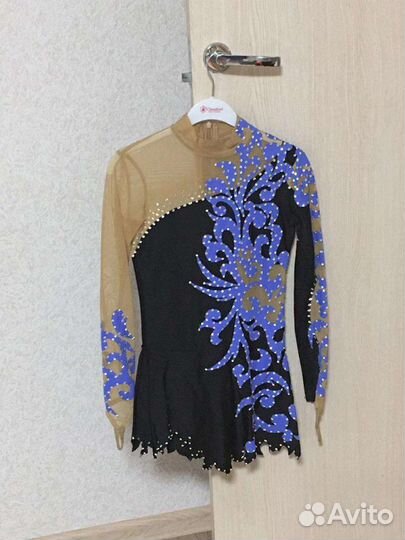 Костюм для фигурного катания для девочки