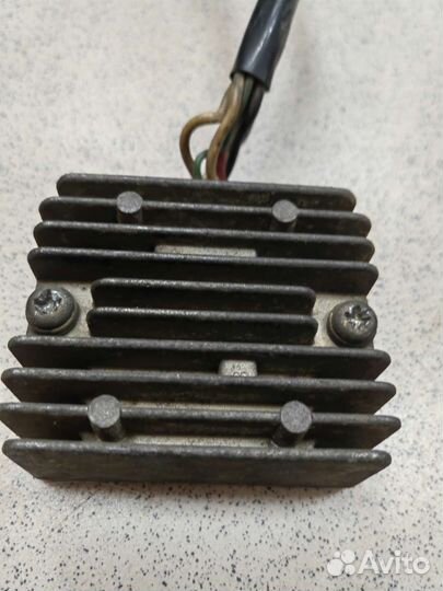 Реле регулятор напряжения Yamaha XJ750