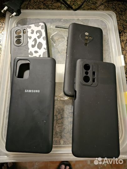 Чехлы для телефонов