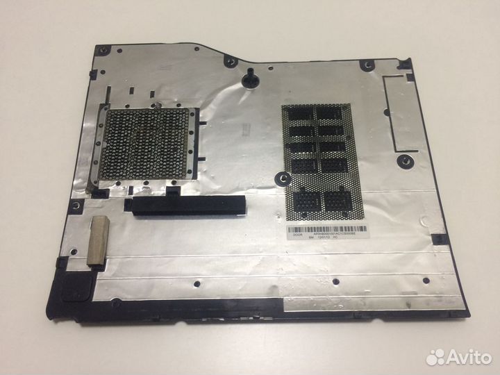 Крышка HDD-RAM поддона ноутбука Lenovo Y570