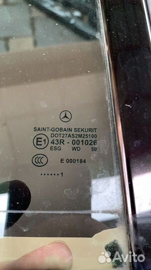Боковое стекло глухое двери Mercedes CLS W218
