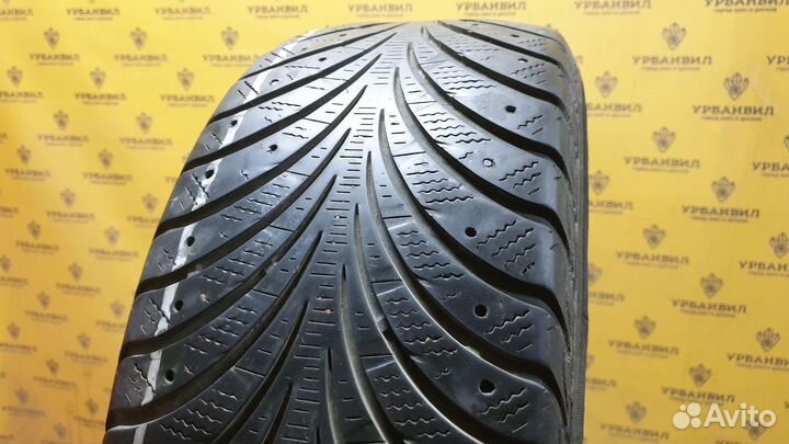 Goodyear UltraGrip Extreme 215/55 R16 93T