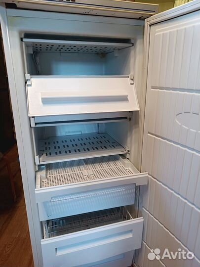 Морозильник atlant
