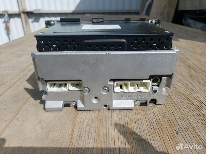 Магнитола Toyota Prius 2 NHW20 2010 86120-47180