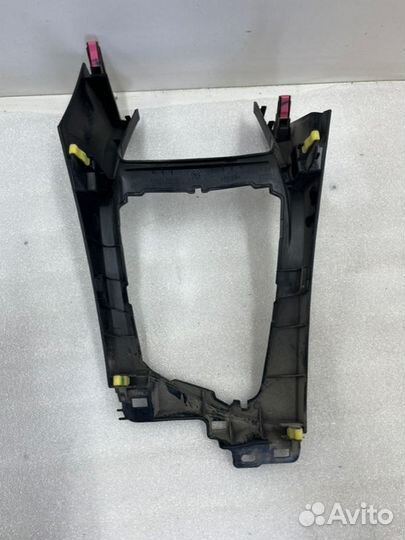 Накладка консоли Toyota Corolla E180/E181