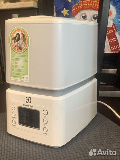 Увлажнитель воздуха Electrolux ENU 3510D