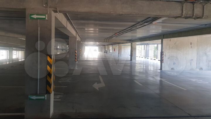 Машиноместо, 14 м²