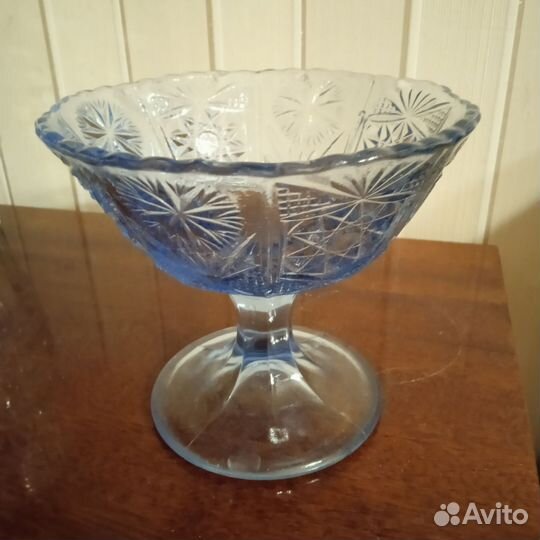 Ваза для на ножке для конфет