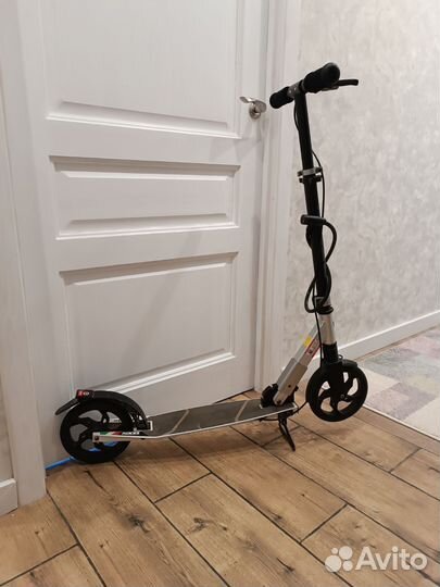 Самокат roces 200 мм