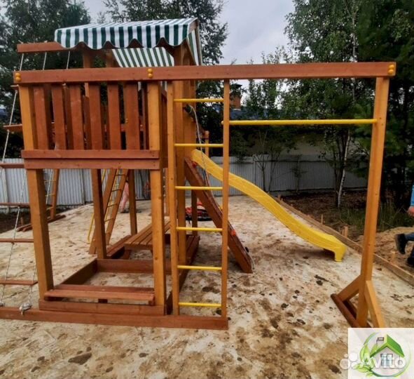 Детская площадка для всей семьи