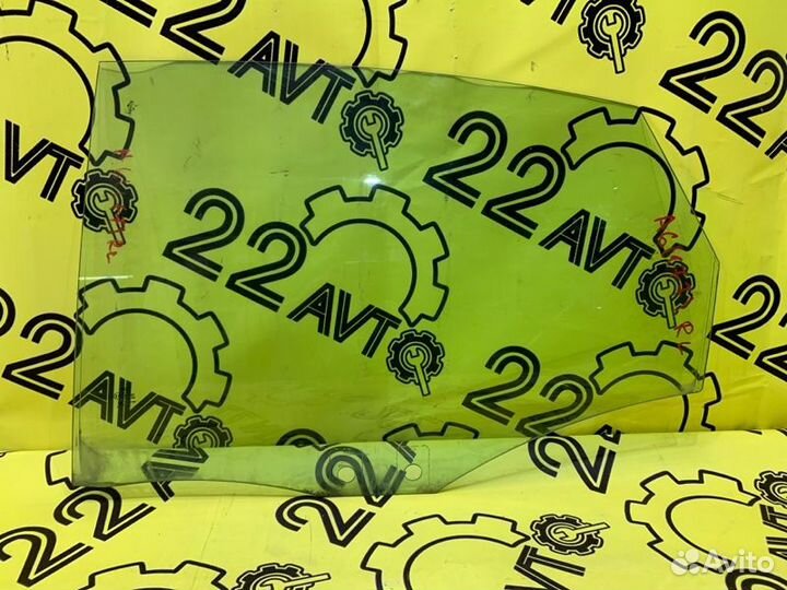 Стекло заднее левое Audi A6 4F2 AUK 2004-2008