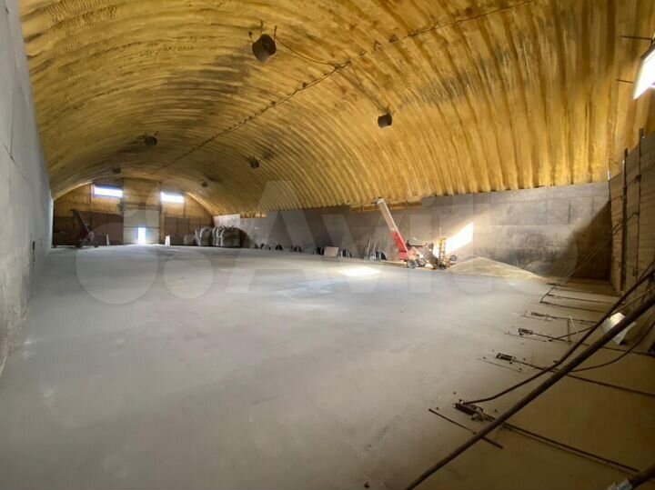 Склад, 918 м²