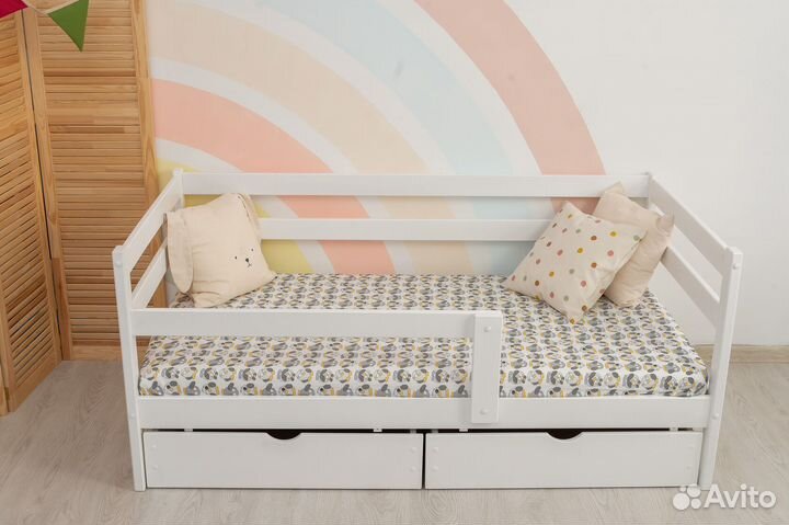 Детская кровать 180*90 с ящиками и матрасом