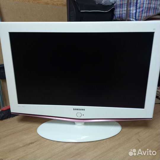 Телевизор Samsung 32
