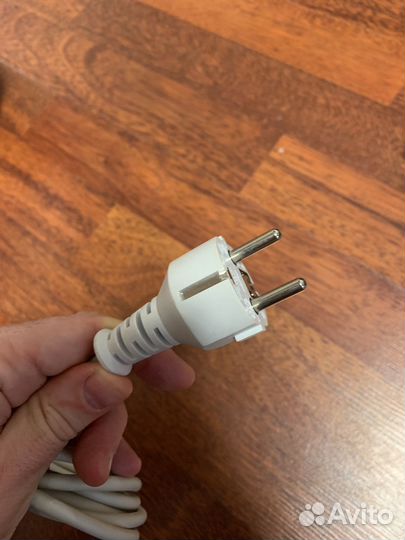 Сетевой кабель для зарядки MacBook