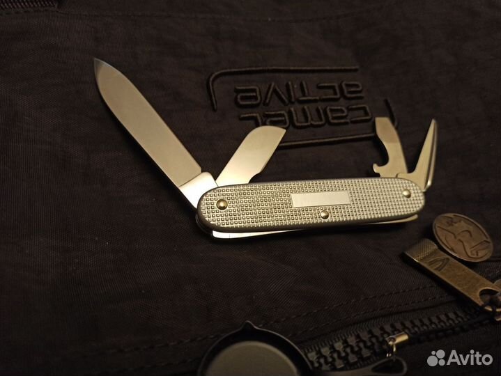 Victorinox Electrician Alox (0.8120.26) новый