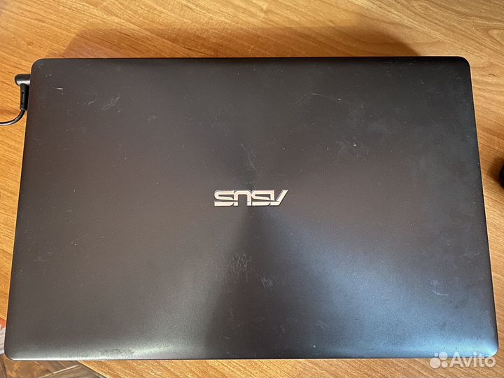 Ноутбук asus x550c