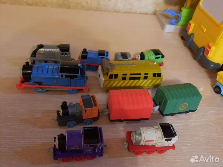 Паровозик томас на батарейках