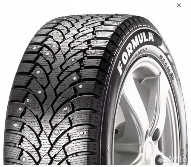 Pirelli Formula Ice 215/50 R17