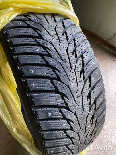 Nokian Tyres Hakkapeliitta 7 255/45 R18