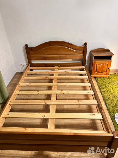 Кровать двухспальная 140 200