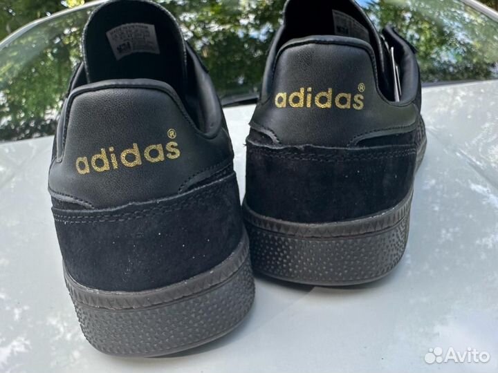 Кроссовки adidas