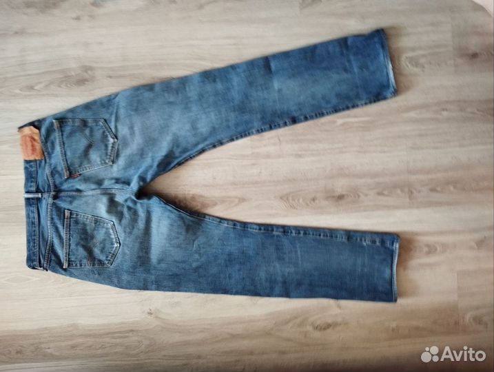 Джинсы levis 501