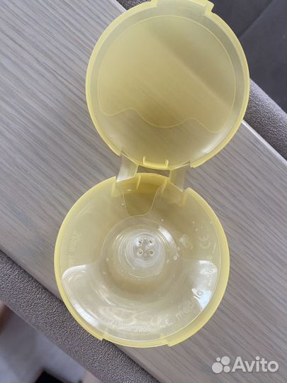 Накладки на грудь medela