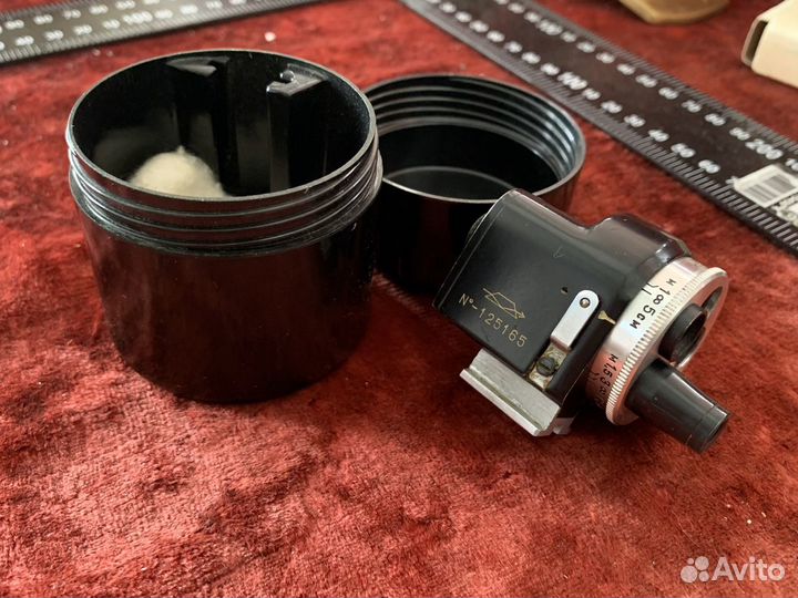 Видоискатель универсальный* для дальномерок. СССР