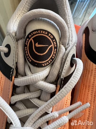 Кроссовки для тенниса Nike