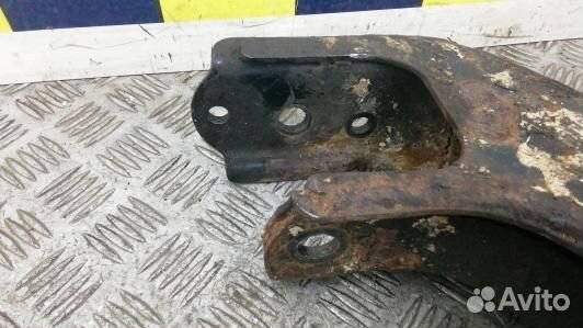 Рычаг передний нижний правый isuzu trooper 1 LS (9