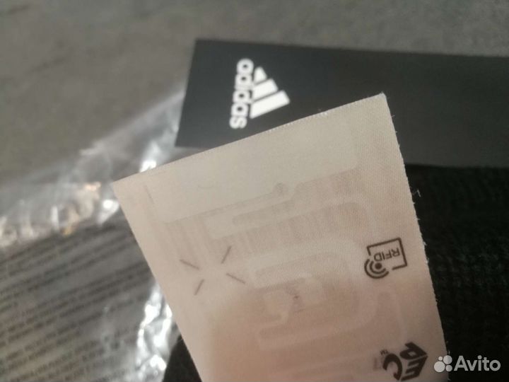 Новая демисезон. шапка Adidas Оригинал