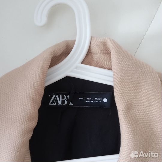 Пальто Zara
